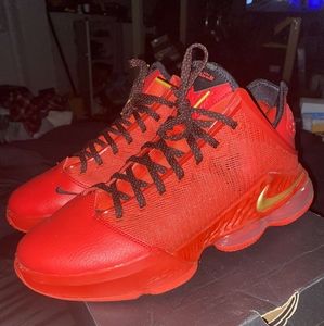 Lebron 19 Low "Light Crimson"